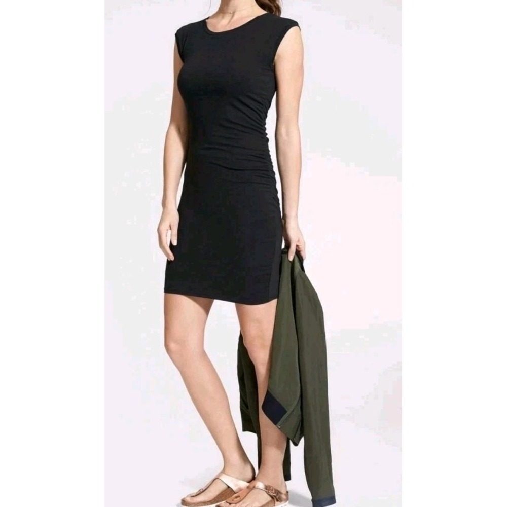 Athleta Carefree Tee Dress Small Black Ruched Stretch Travel Casual